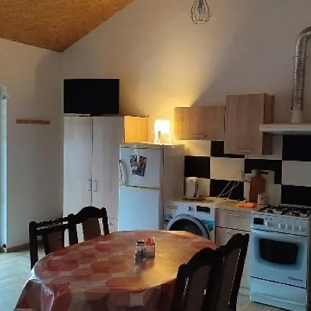 U Dorki شقة كوجينتنيك